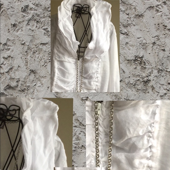 White Zip-up blouse by SoLo Moda Size M - Picture 3 of 3